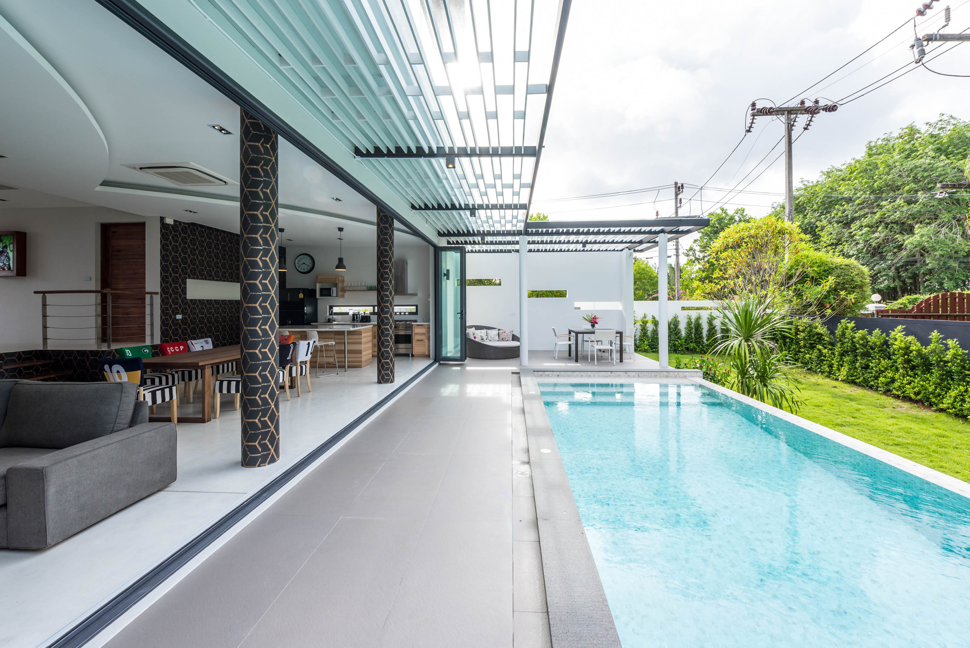 Exotic Luxury 5 or 4 Bedroom Pool Villa with Football pitch for Holiday