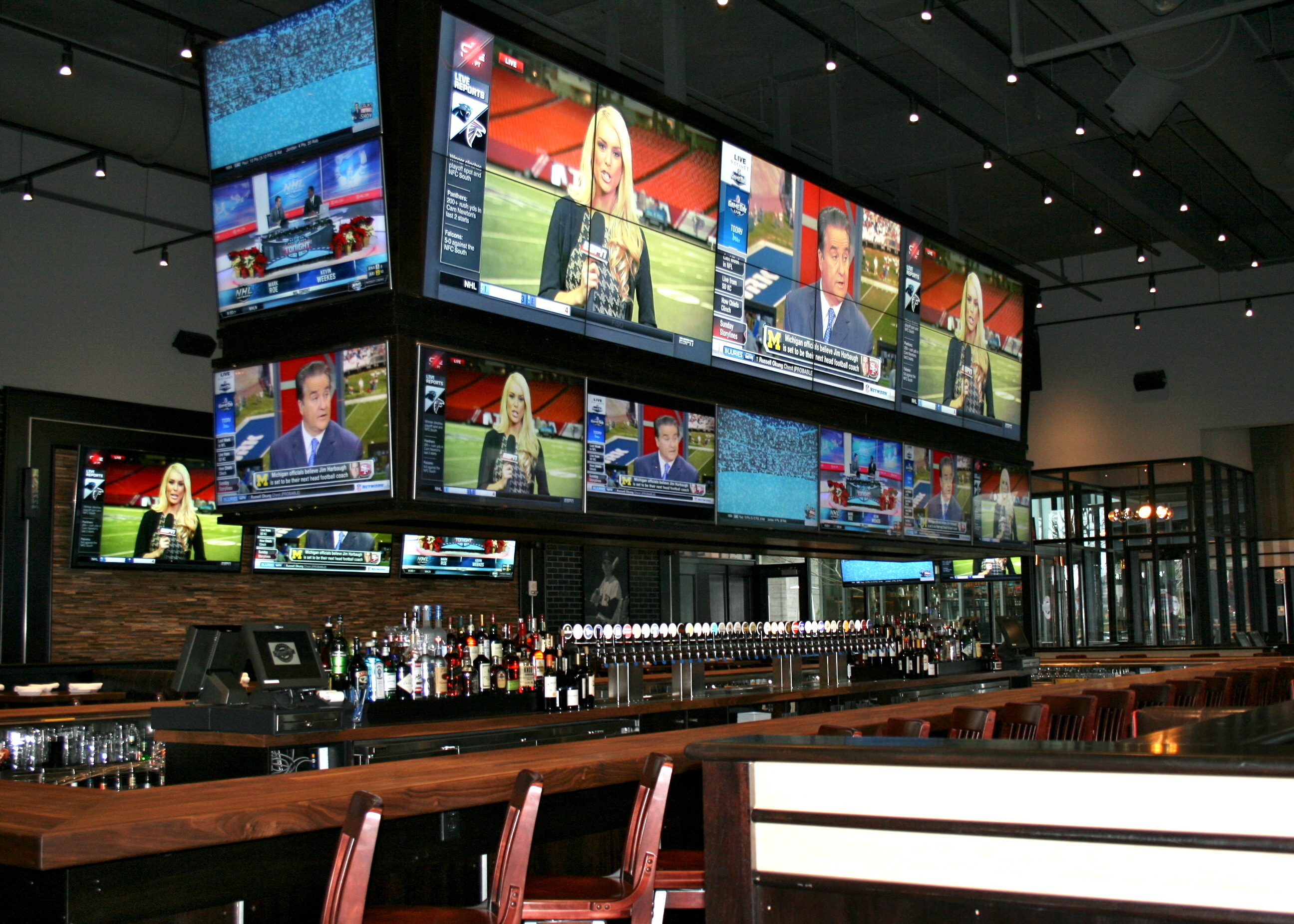 Sports Bar & Restaurant For Sale In Patong With Very Low Rent
