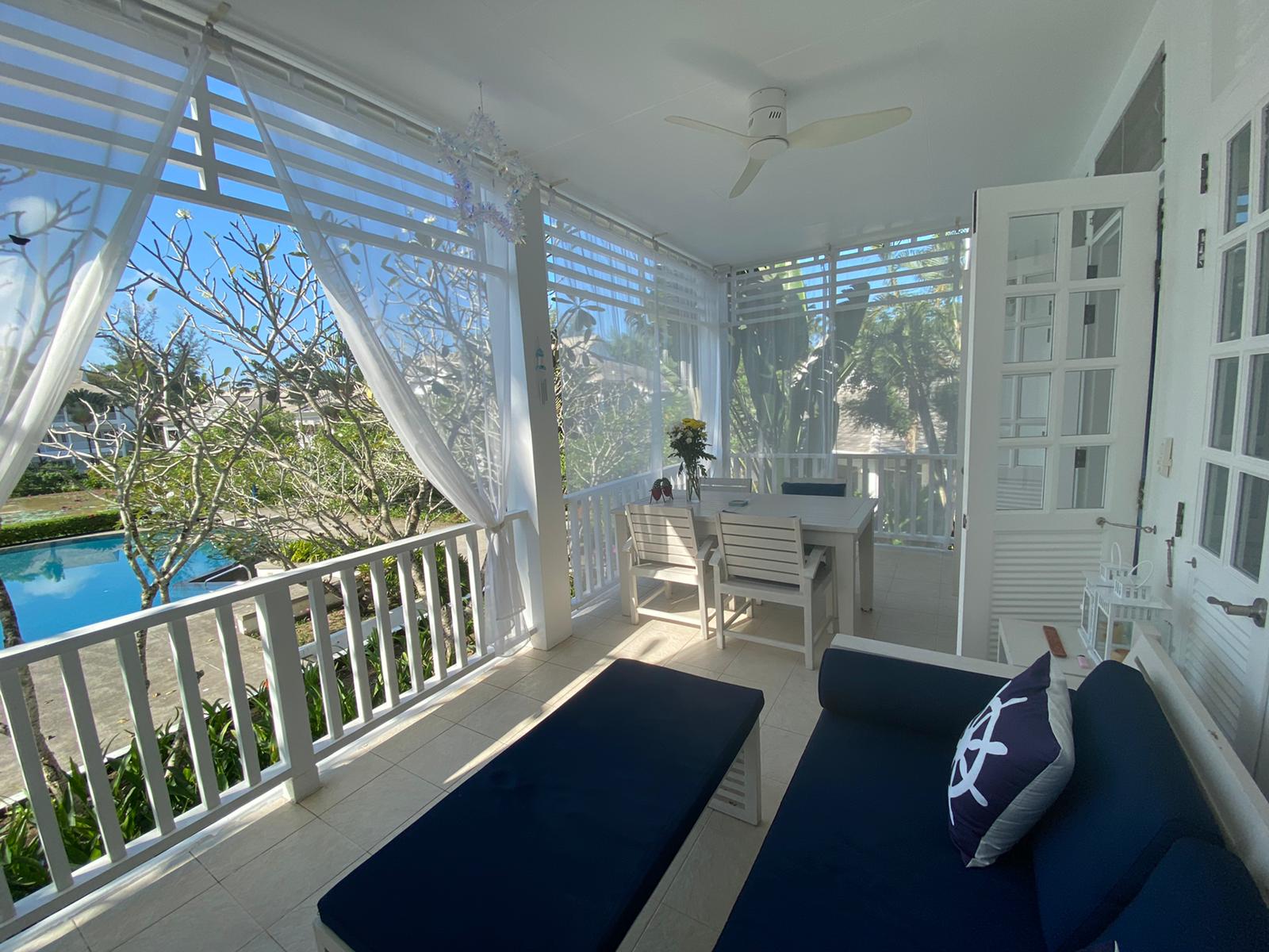 Fully Furnished apartment with a spacious lake view terrace Aqua