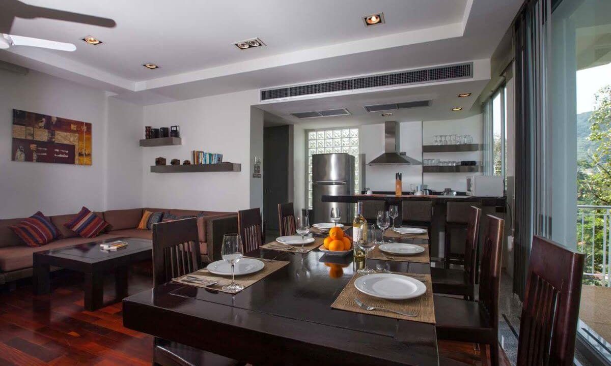 3_bedroom_hillside_pool_villa_resale_the_coolwater_near_kamala_beach_phuket_living_dining_kitchen