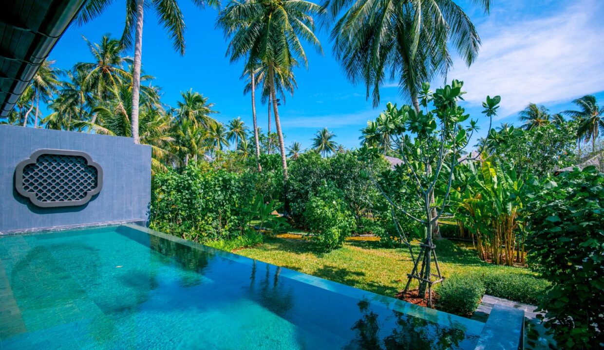 15-Baba-Beach-Club-Phuket-Luxury-Hotel-Natai-Beach-Resort