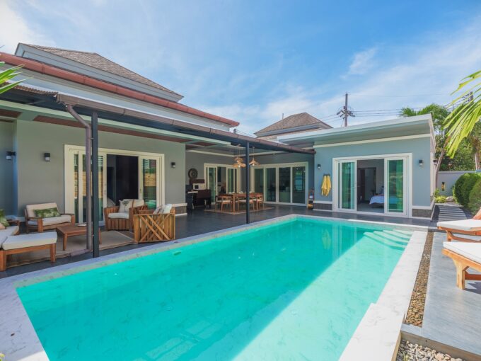 Ready to move in 3 bedrooms pool villa near Rawai beach