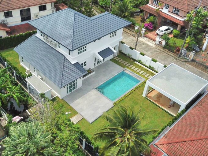 New renovate modern pool villa 5 bedrooms in Chalong Phuket
