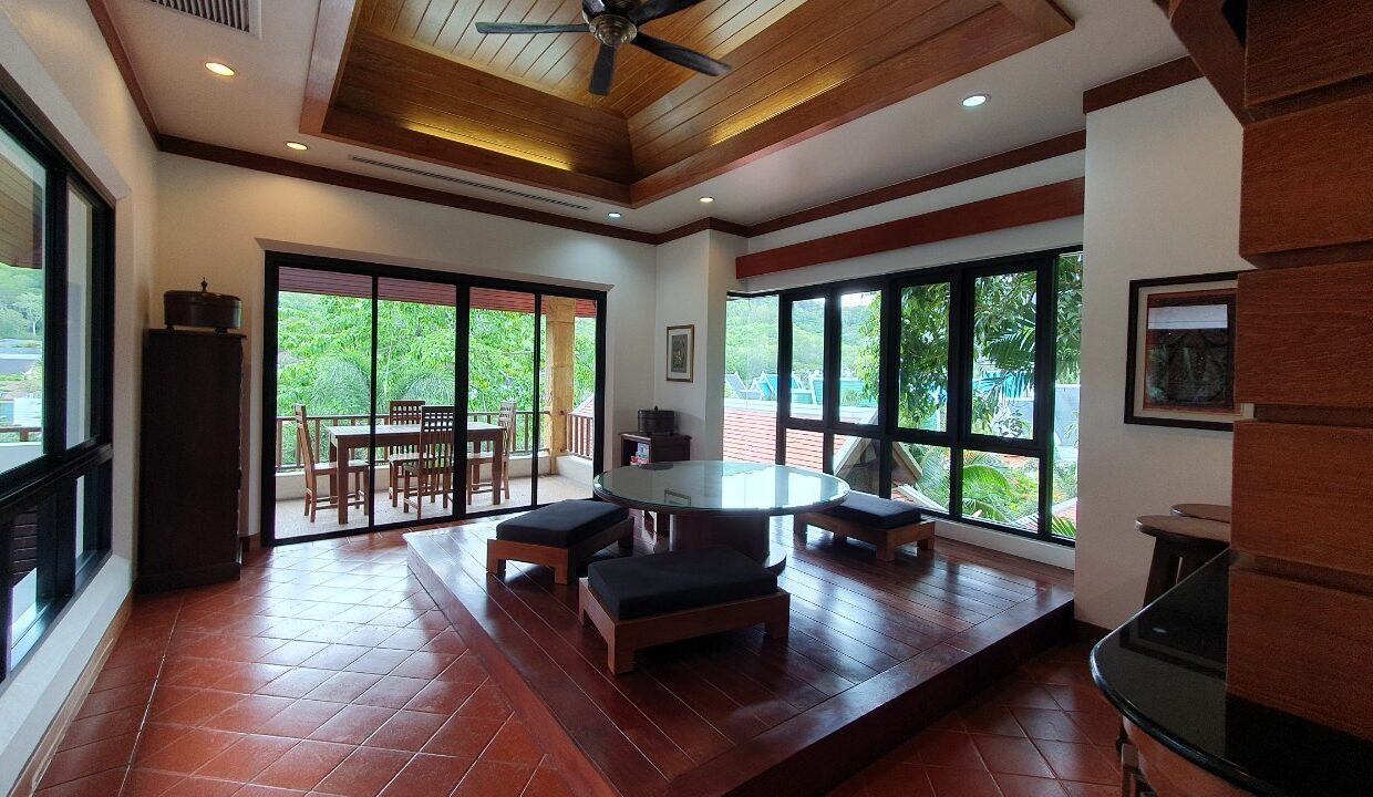 dining(6)