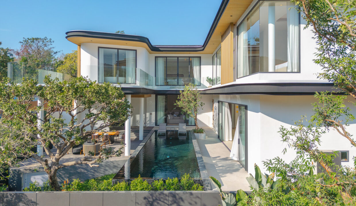 Exterior02