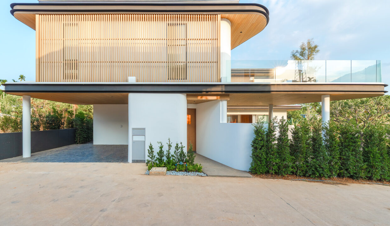 Exterior08