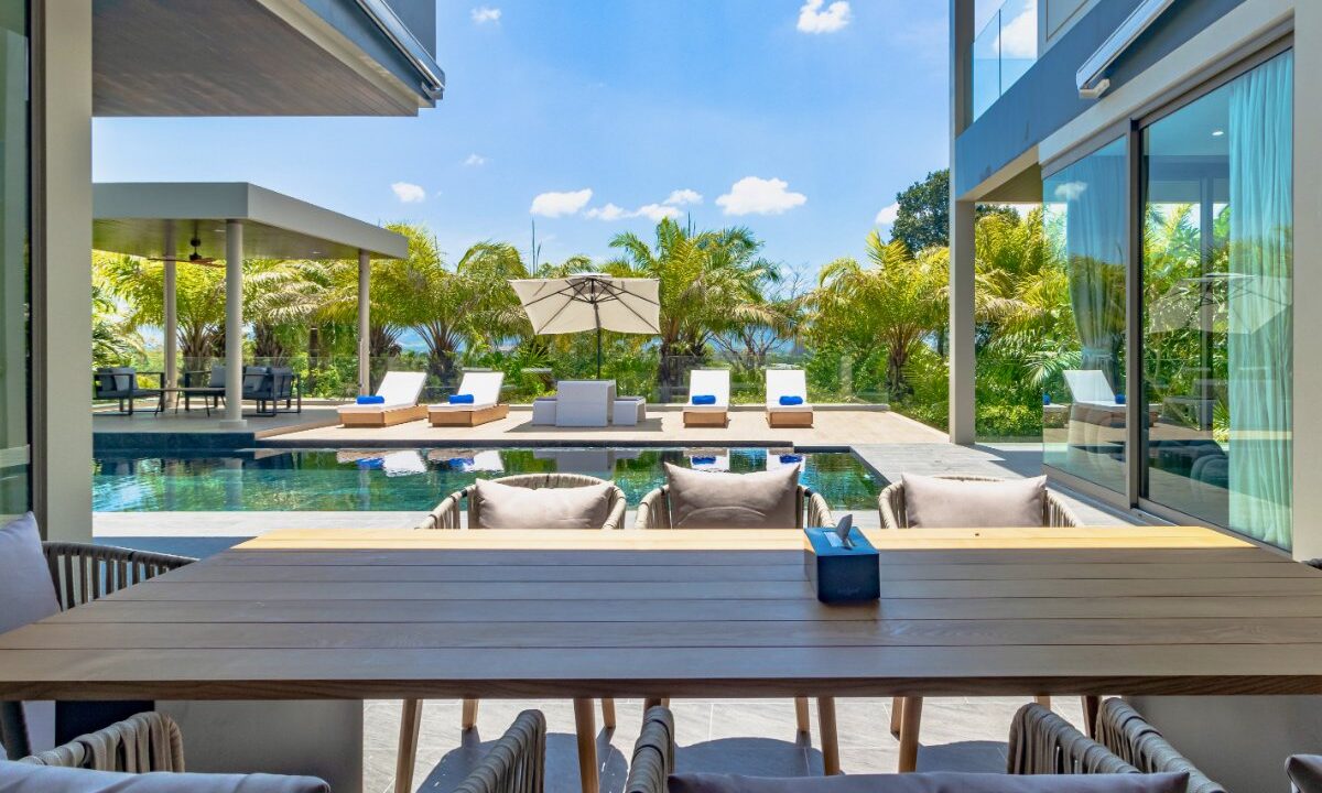 Villa Lion Layan Beach 11