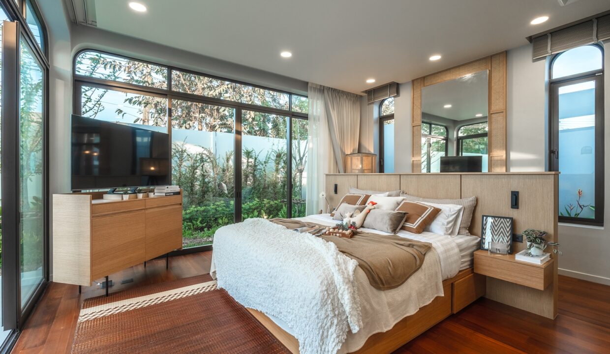 21-Master Bedroom (2)