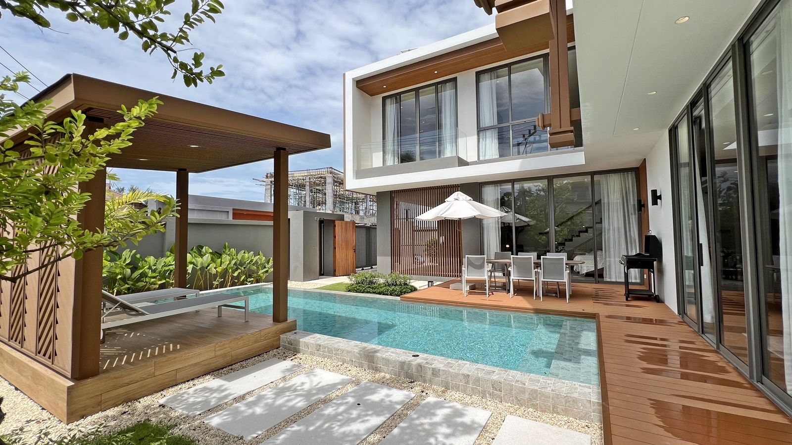 Modern Luxury pool villa 3 and 4 bedrooms for sale 900 meter to Bangtao Beach