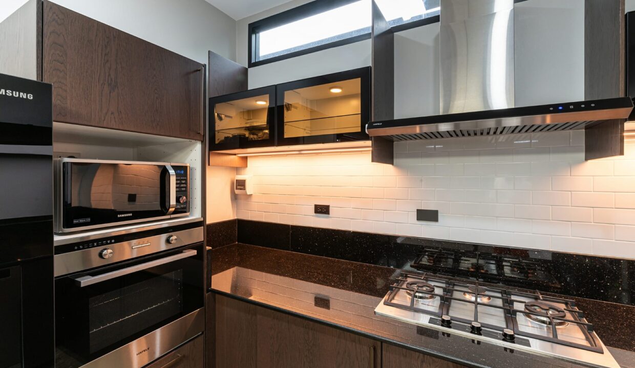 WhatsApp Image 2025-06-25 at 22.09.41 (1)