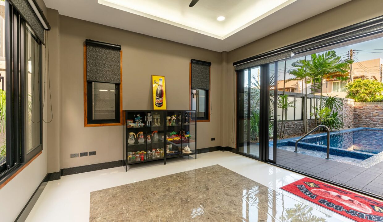 WhatsApp Image 2025-06-25 at 22.09.45