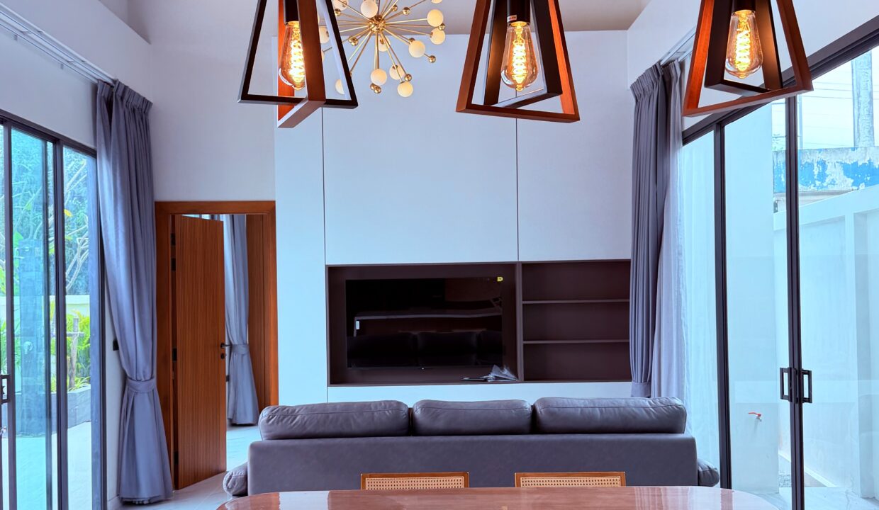 6ED125F8-9E03-4152-A114-72333D340BC7