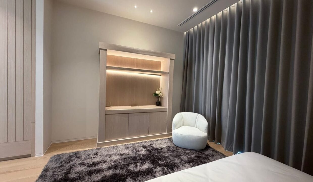 1a1ba9b0-4369-4df7-b7e4-ff1e2a8cf496