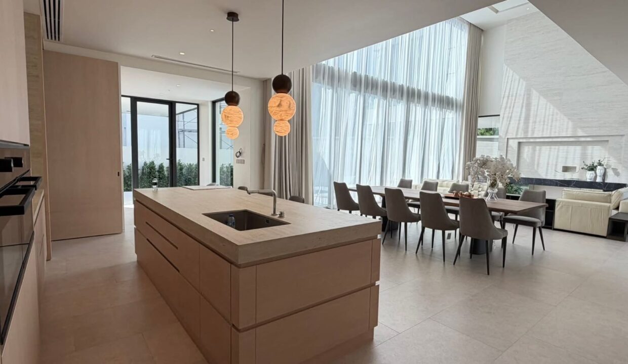 3f10dc29-772e-46d9-aae2-e406b655b279