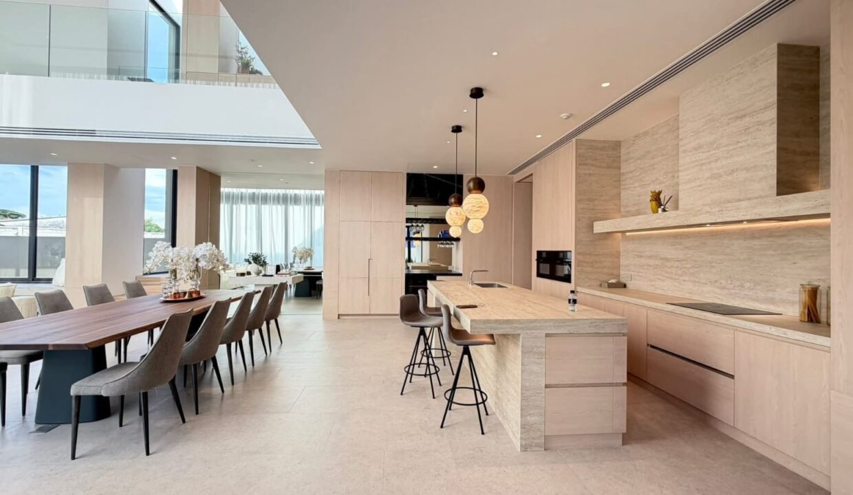 93fce9af-1ae2-4bb0-984b-1b3b71817b69