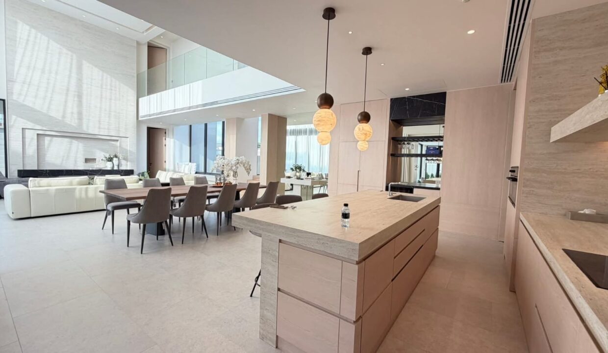 a90e69a1-16c1-4b59-af29-6ec29e658c80