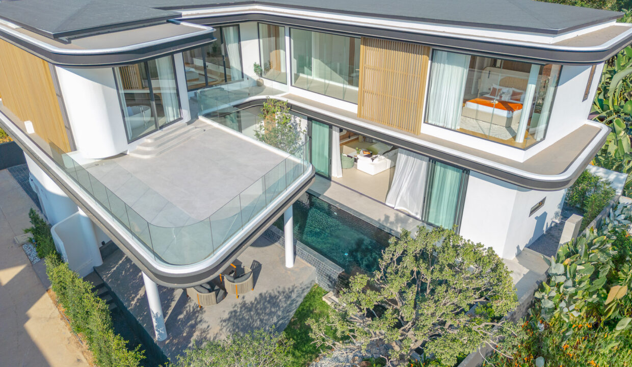 Exterior05