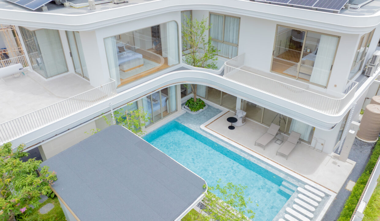 Exterior10