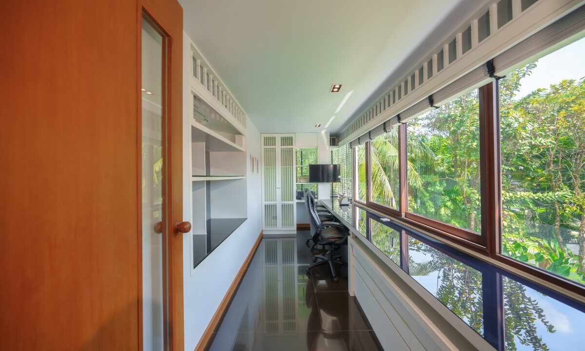 The Estate Boat Lagoon PPN 42