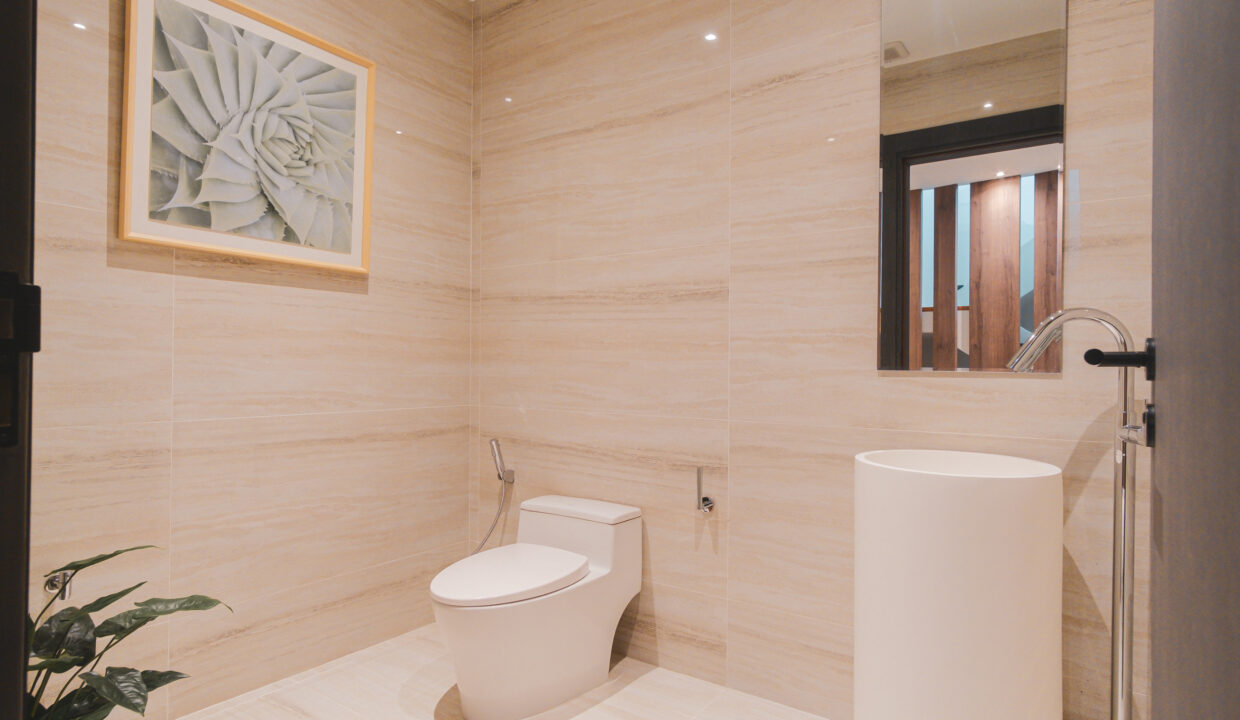 Living Bathroom