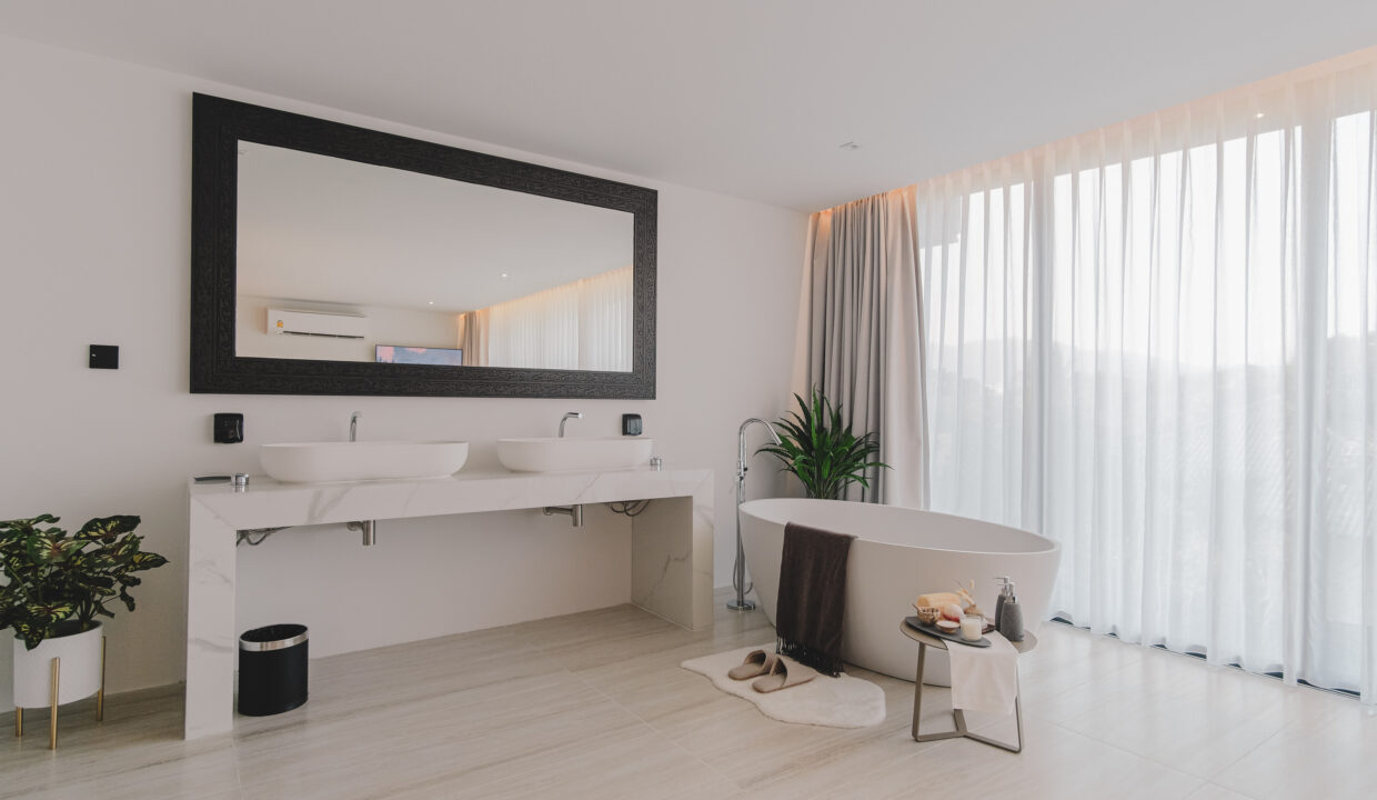 Master Bedroom 3.4