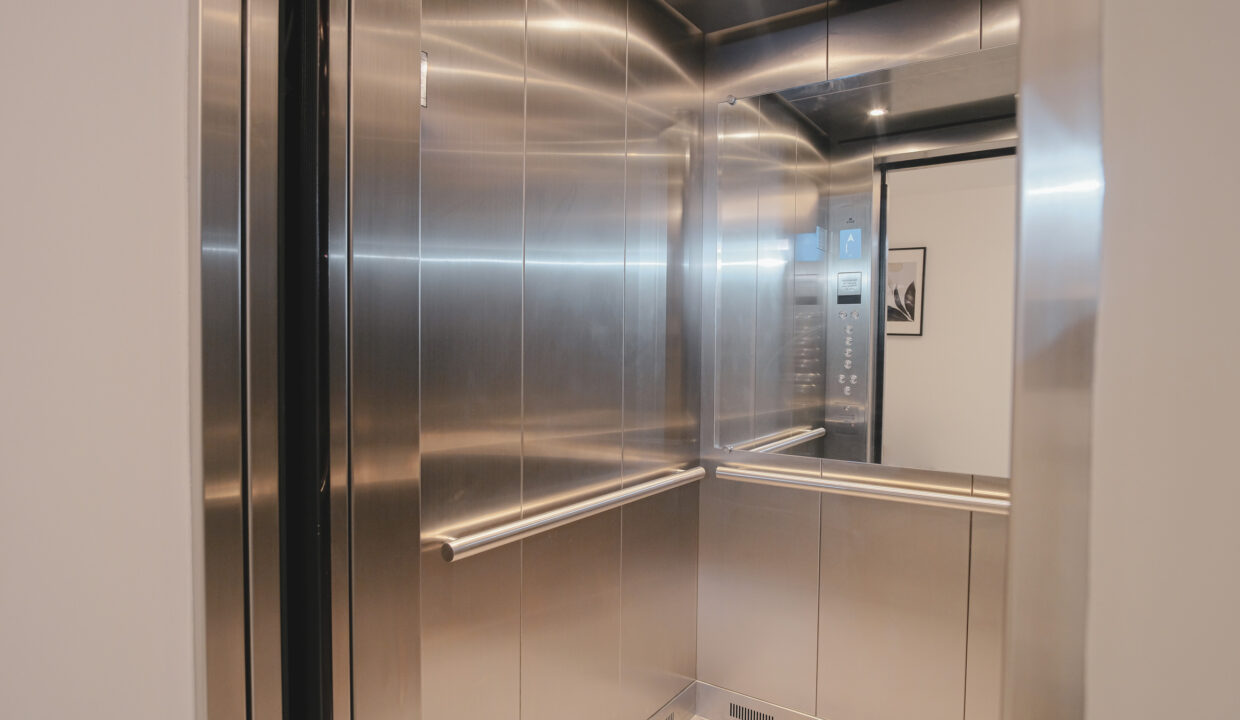Private Elevator