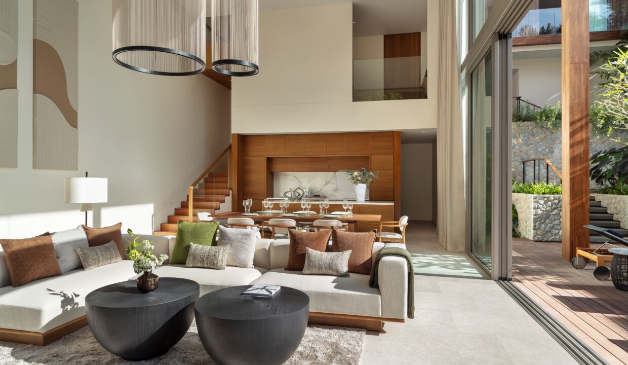 10 Villa 4 Bed Living Room Angle 1_resized